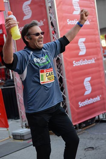 580561_1429800477232857_488062561_n