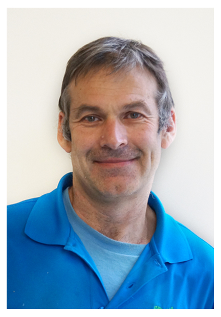 Clean shaven for day 1, but after 6 hours, am starting to get a bit of a shadow.